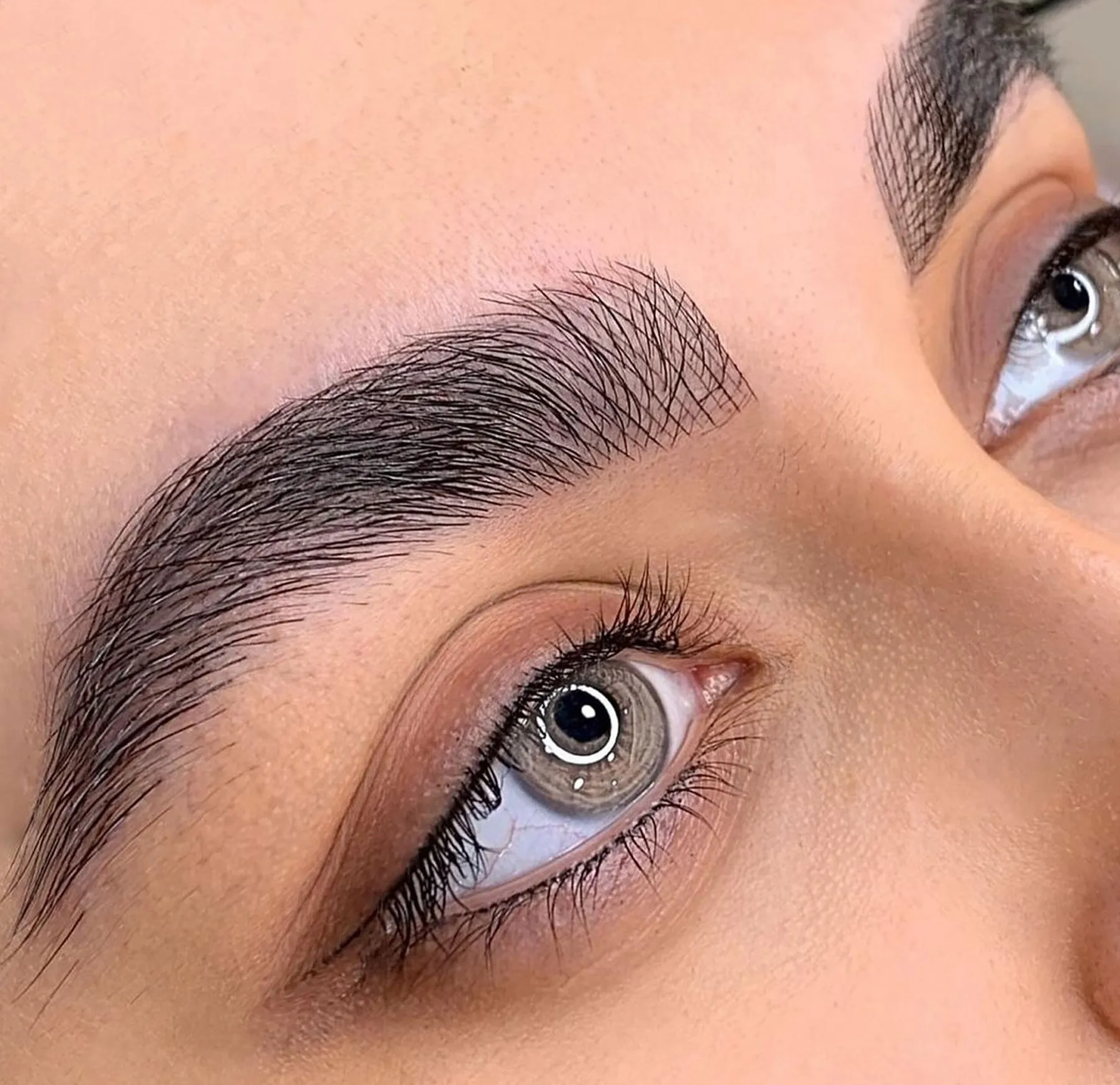 نمونه کارهای کلینیک بیوتی صالحان